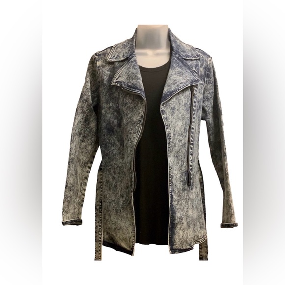 Jean jacket - Picture 3 of 3